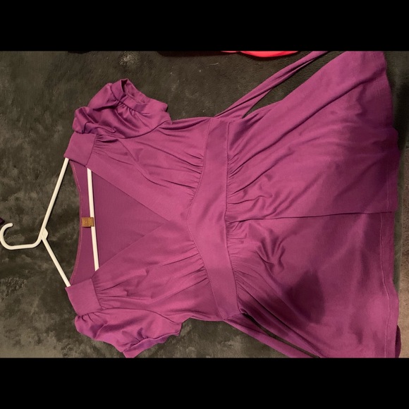 Tops - Picture 8 of 8